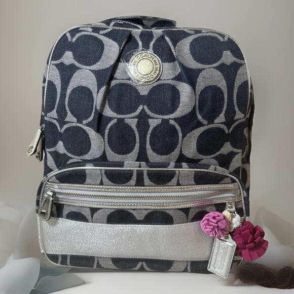 Rare Find NEW Coach Signature Denim Backpack F19691 Denim Silver Metallic Trim main image 14